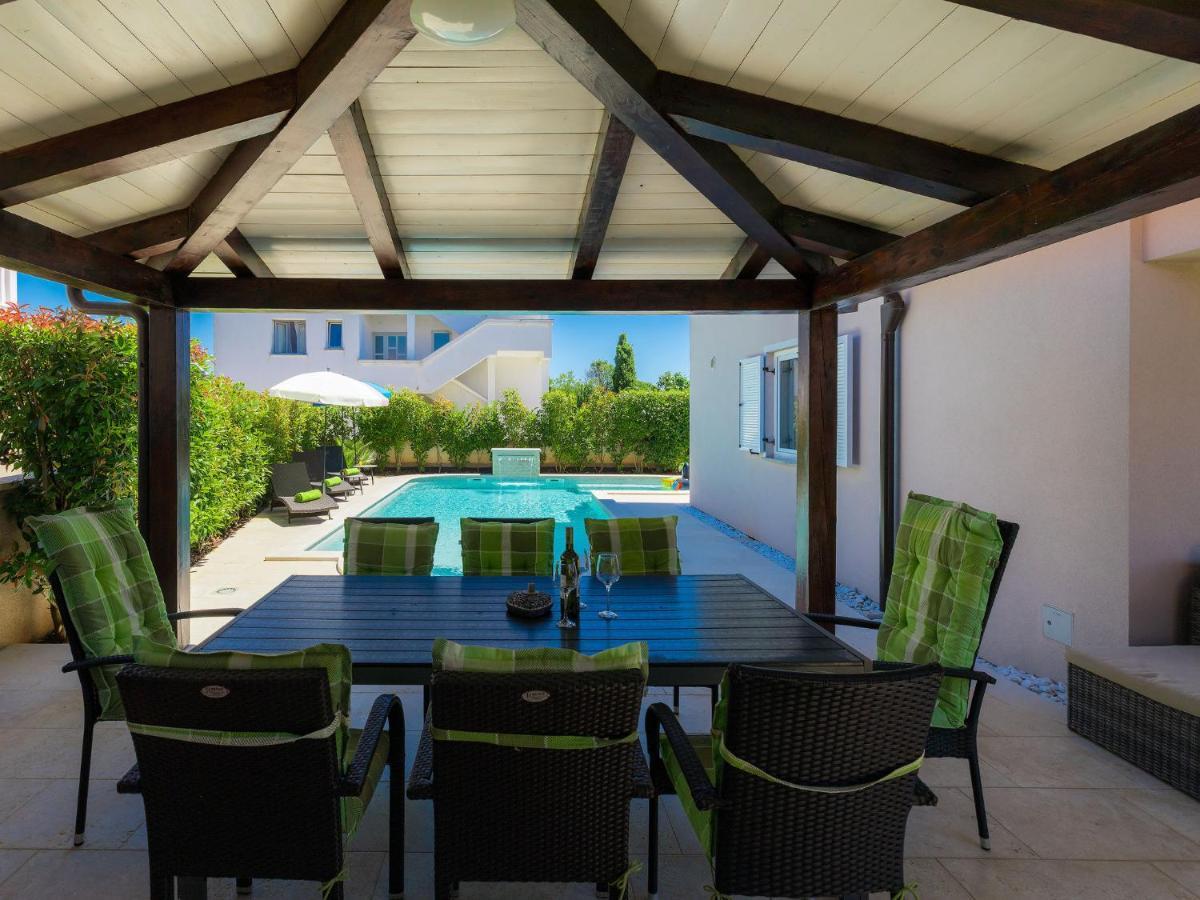 Holiday Home Villa Valentina By Interhome Loborika Экстерьер фото