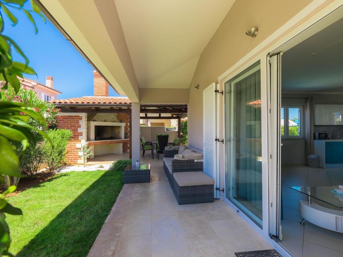 Holiday Home Villa Valentina By Interhome Loborika Экстерьер фото