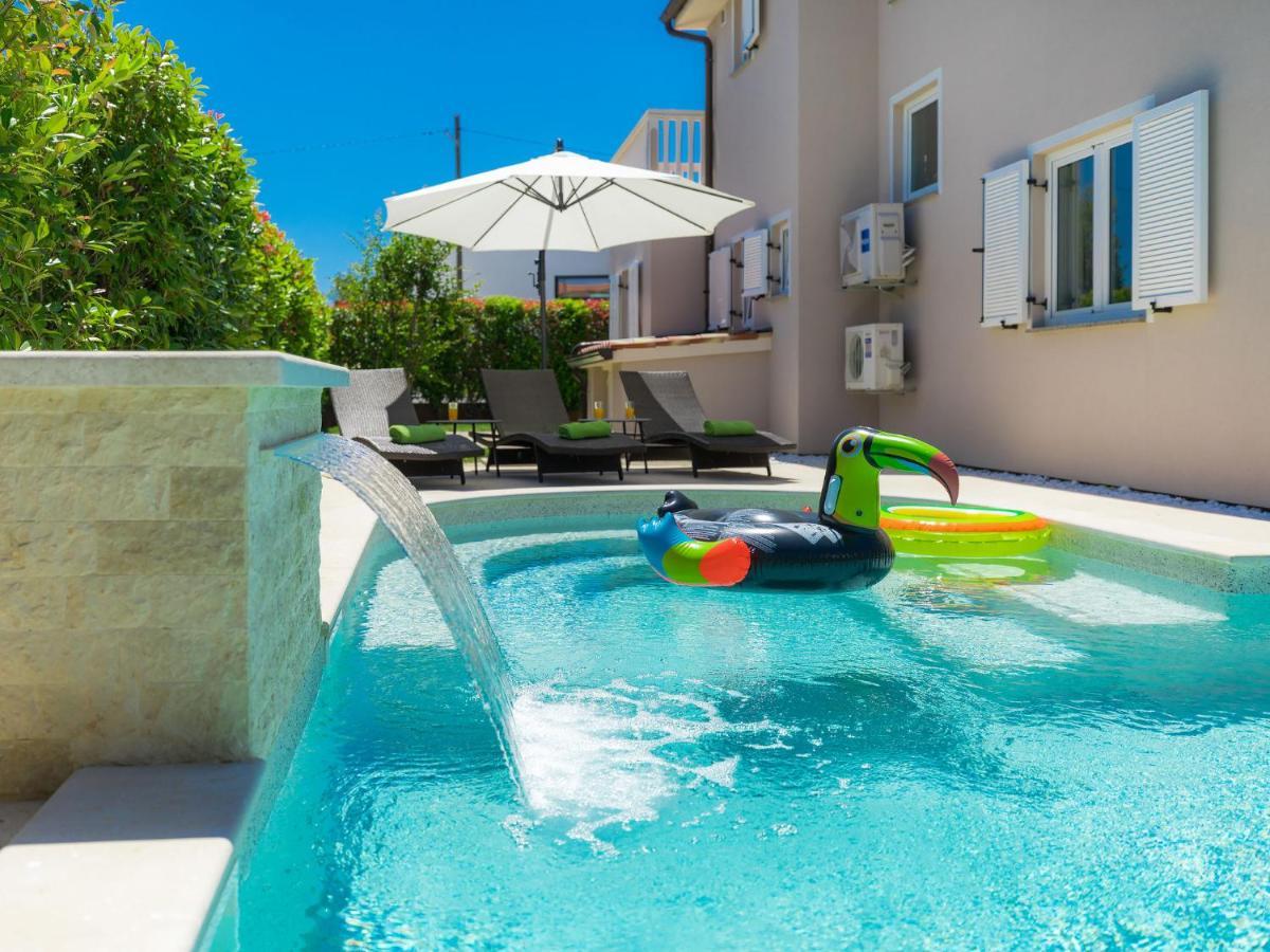 Holiday Home Villa Valentina By Interhome Loborika Экстерьер фото
