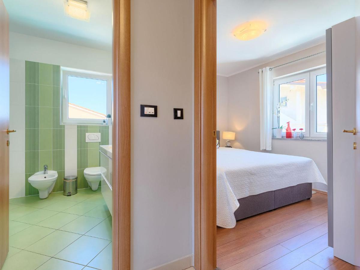 Holiday Home Villa Valentina By Interhome Loborika Экстерьер фото