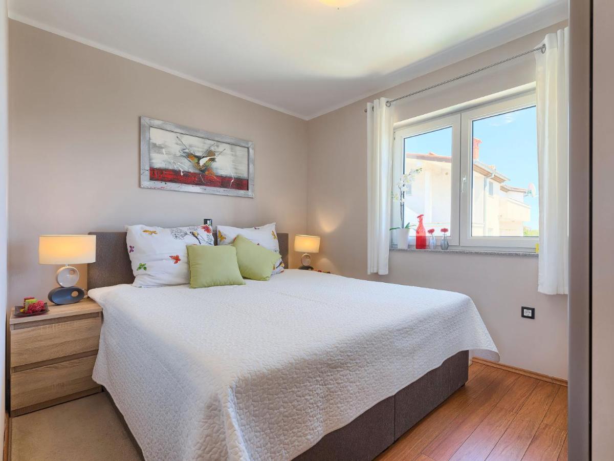 Holiday Home Villa Valentina By Interhome Loborika Экстерьер фото