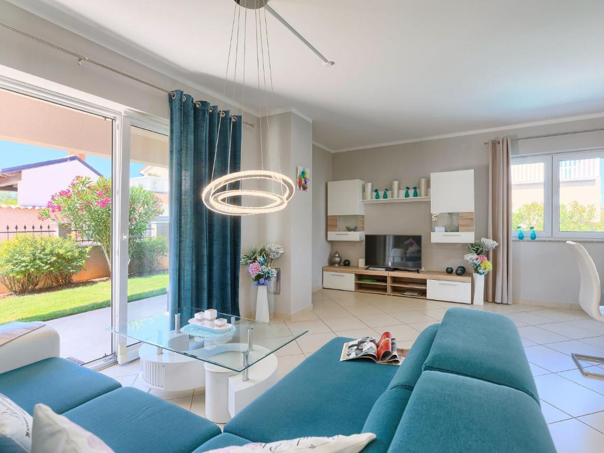 Holiday Home Villa Valentina By Interhome Loborika Экстерьер фото