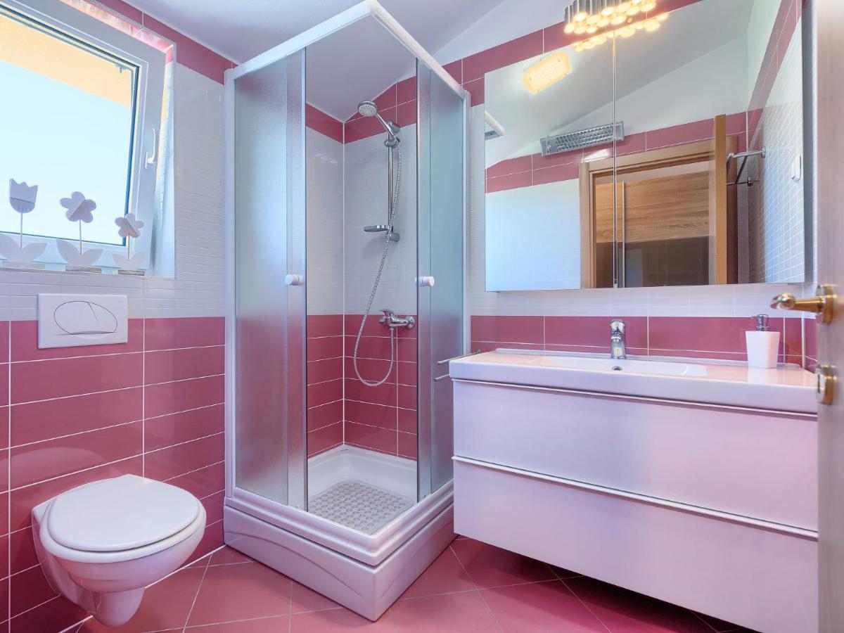 Holiday Home Villa Valentina By Interhome Loborika Экстерьер фото