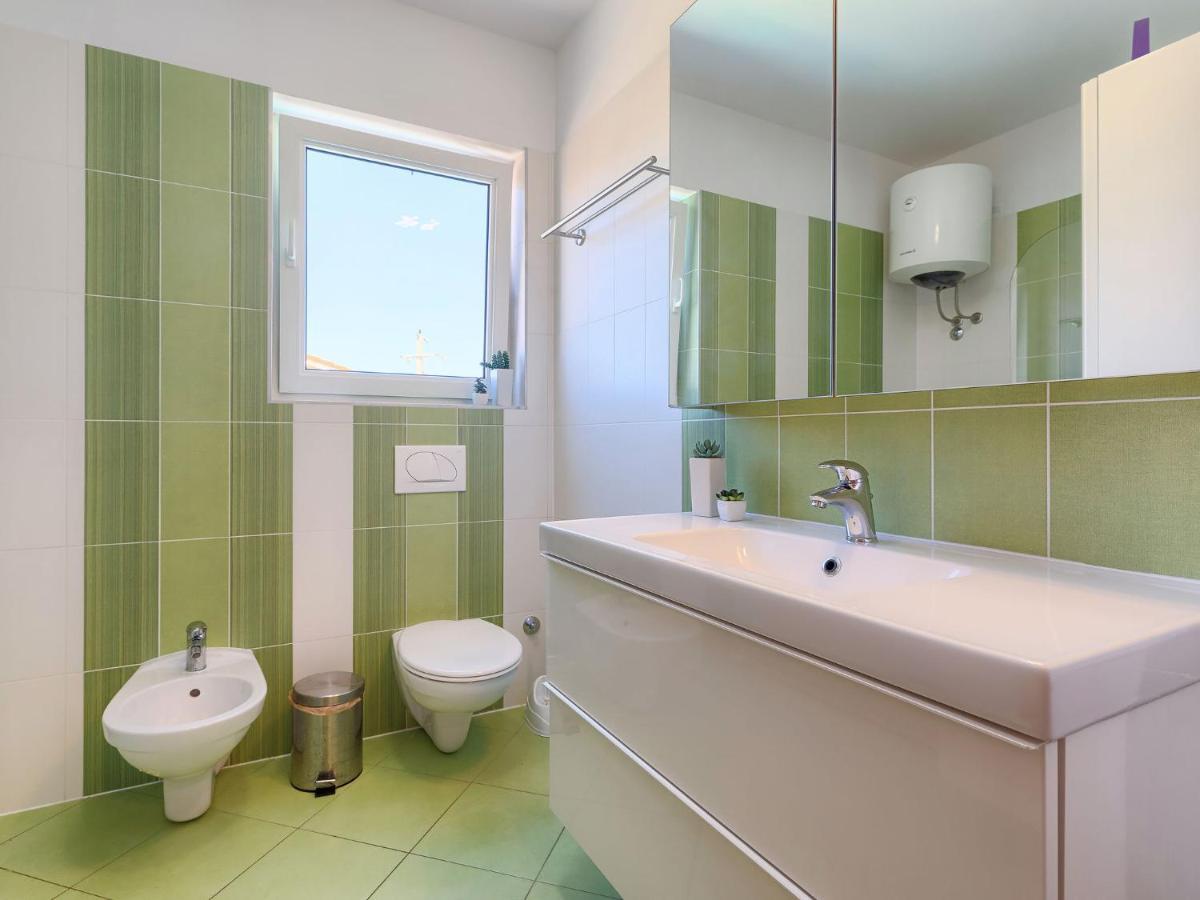 Holiday Home Villa Valentina By Interhome Loborika Экстерьер фото